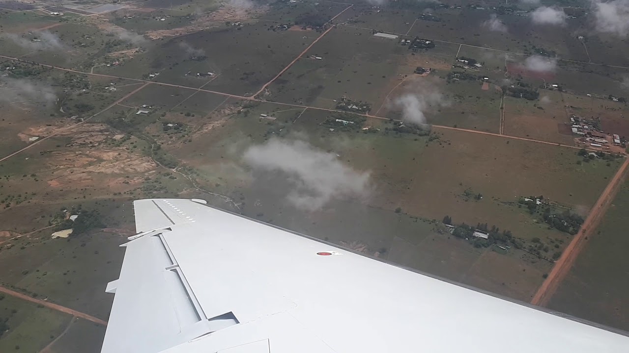 Airlink ERJ135 landing into wet Polokwane International Airport