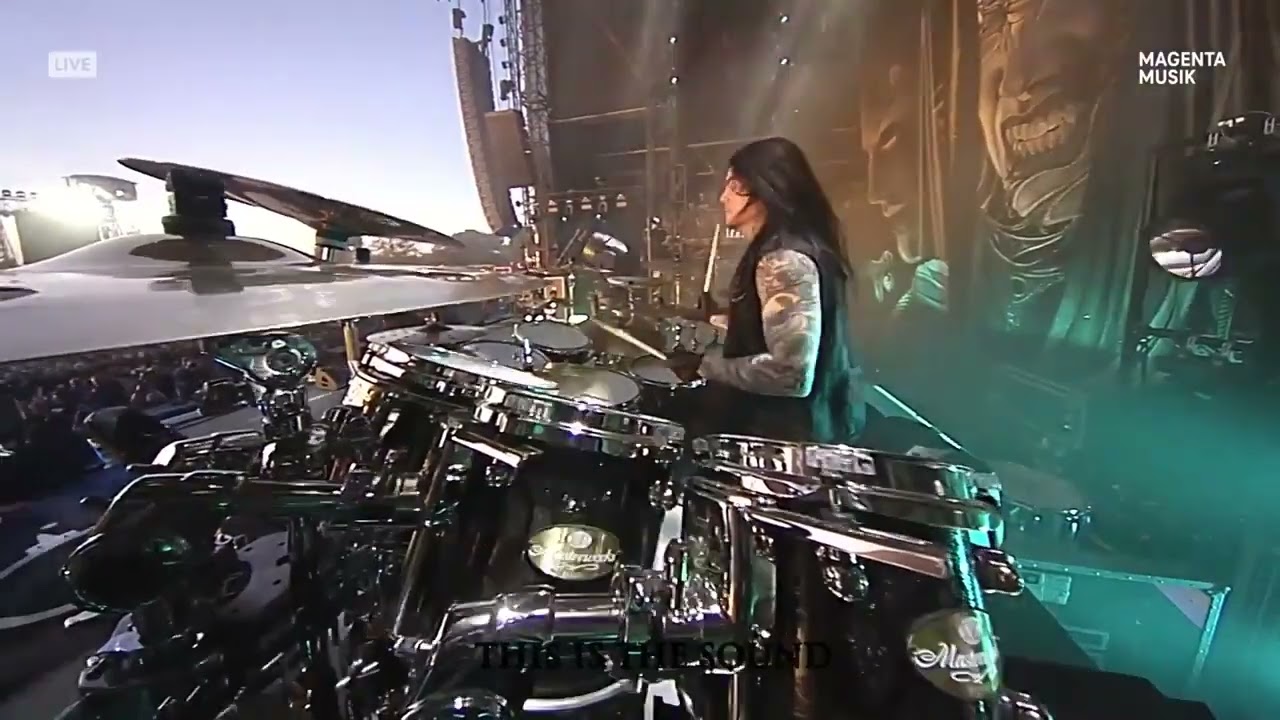 Arch Enemy - Deceiver, Deceiver  LIVE