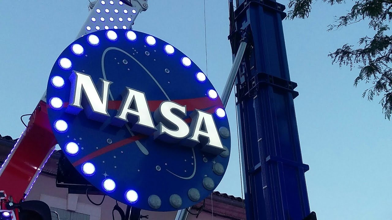 Manege Le Nasa Fete foraine de Cavaillon mai 2019