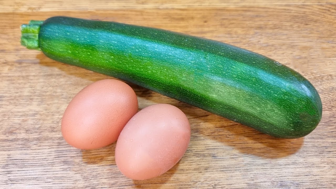 MIX EGG and ZUCCHINI and You'll LOVE It! Super LOW CARB, No Wheat or Frying - Delicious!