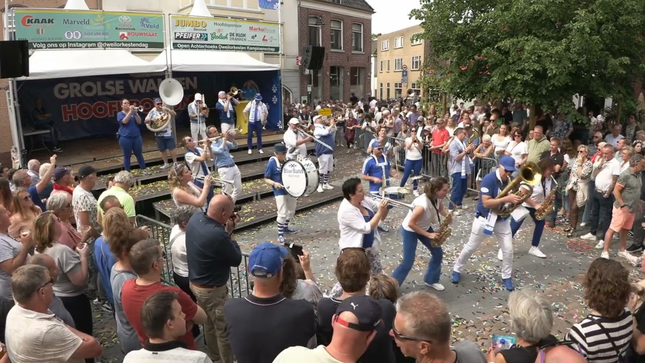 Blue Band   Helmond Dweilorkestendag Groenlo Markt 9 mei 2024 Gld NL