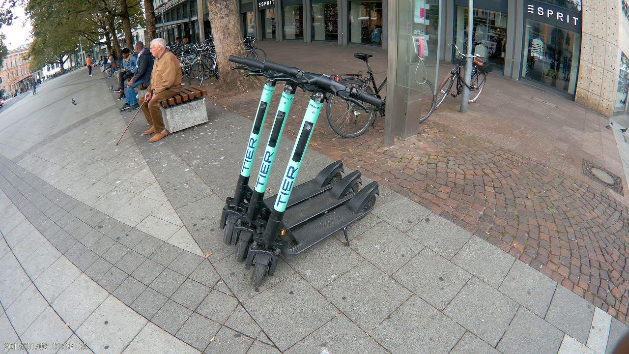 E -  Roller  in  Hannover   2019  ;  4 K