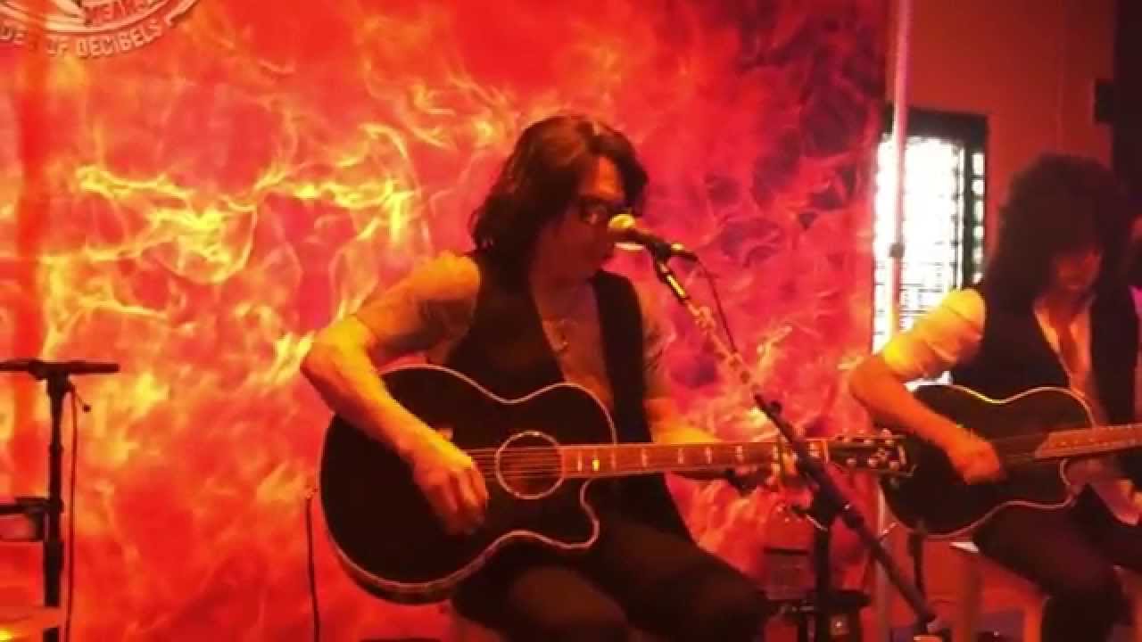 KISS Meet & Greet - Amsterdam Ziggo Dome 18-06-2015 (+ acoustic set)