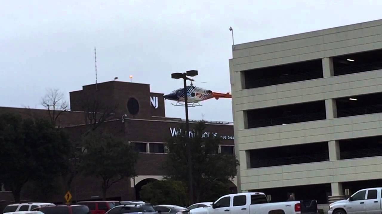 Careflite Bell 222 Landing at hospital