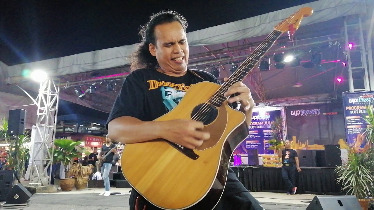Kasihnya Laila(Jinbara) - Bob Sentuhan Buskers
