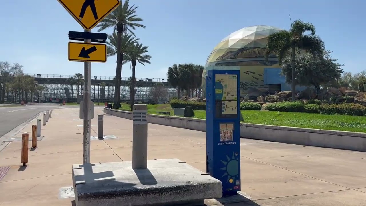 Walk to the Dali Museum.  St.Pwte Fl