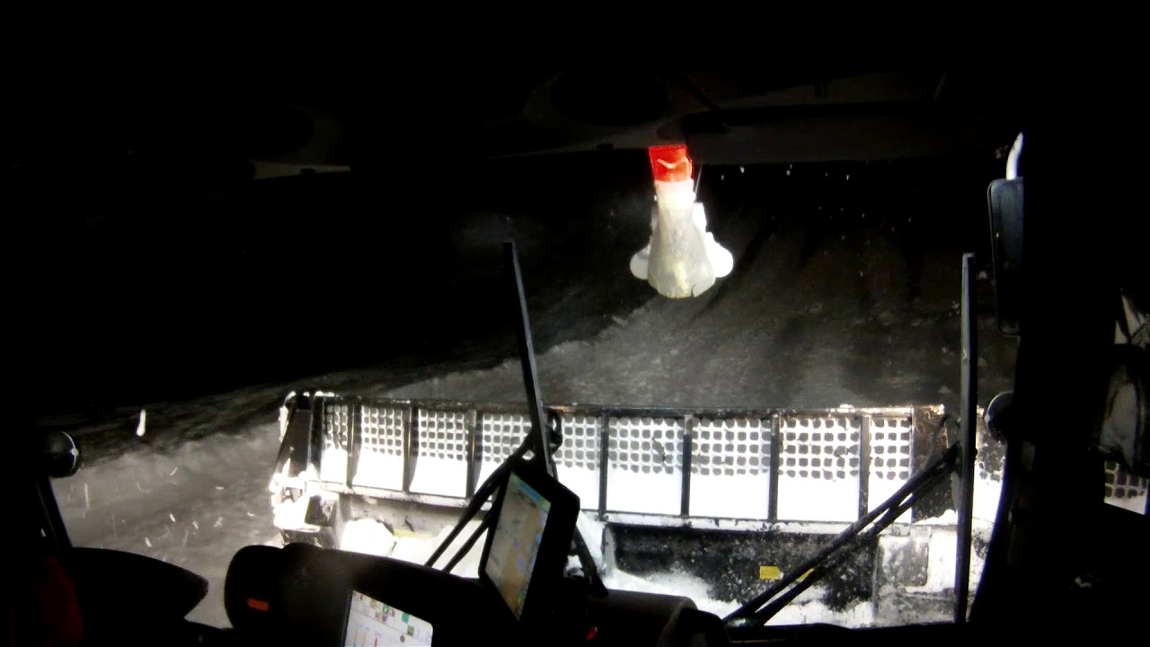 PistenBully 600W at Alta Badia [Cab View]