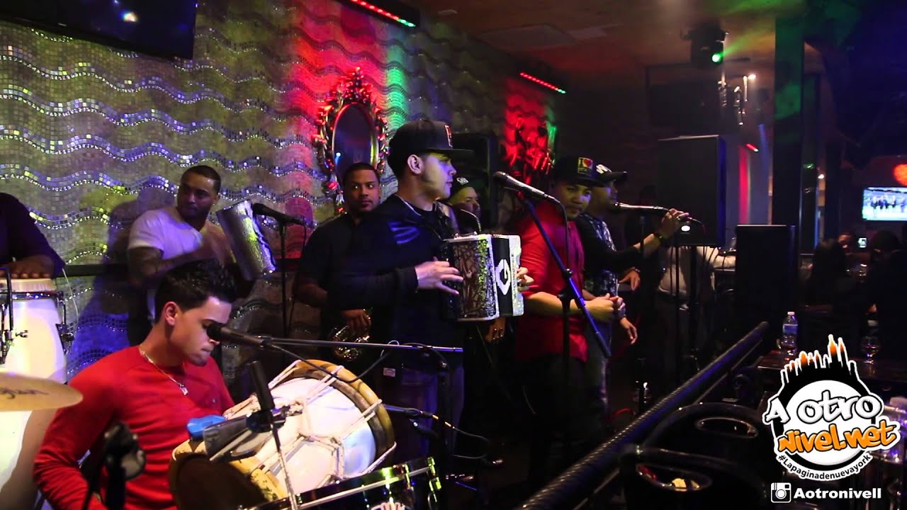 Tipico Urbano - La Parrandera (2015)
