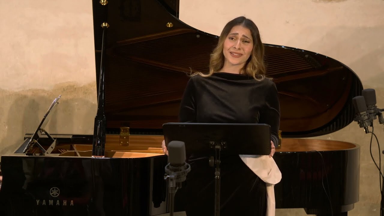 Bella Adamova sings Richard Strauss