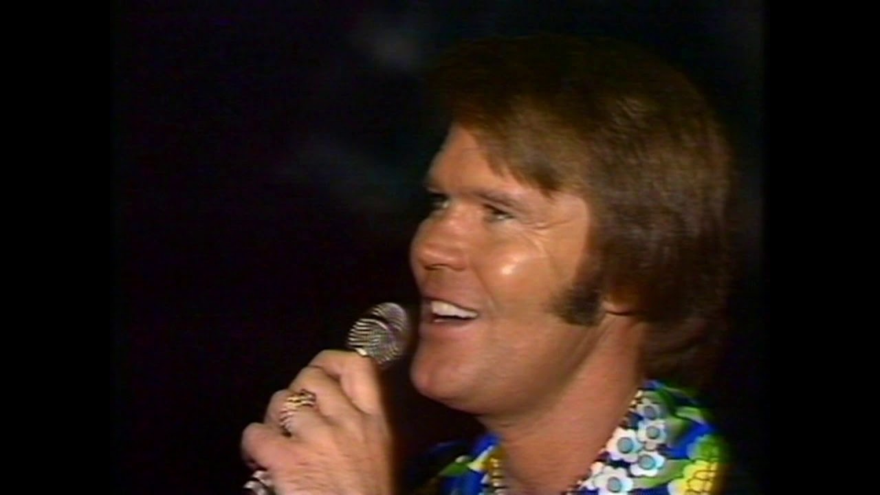 Glen Campbell, 8 Hits Live. (HD)