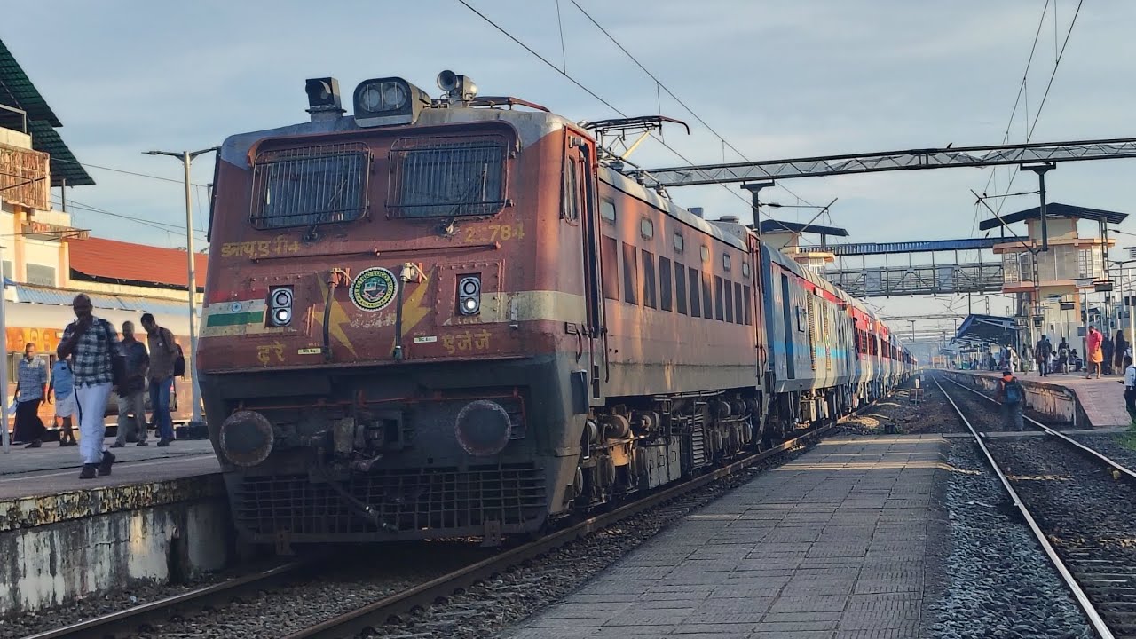 Maiden LHB run of 16341 GUV TVC Intercity express departing Kayamkulam