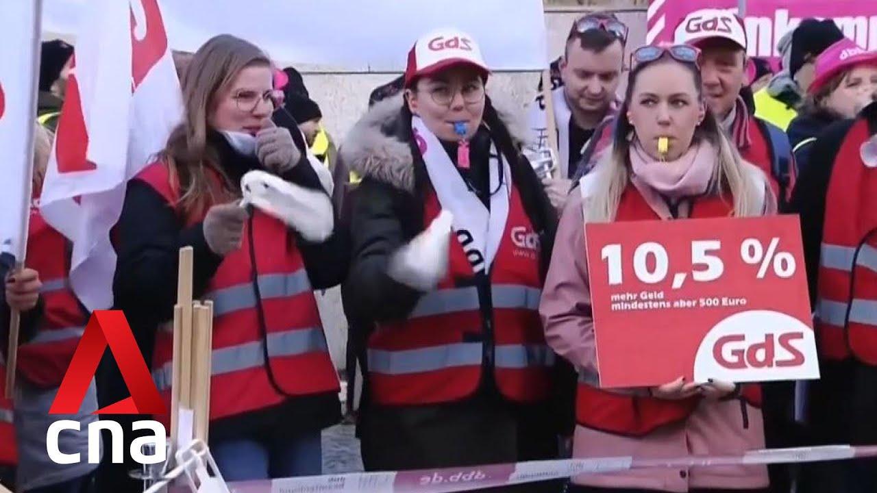 Transport workers stage largest strike in decades, bringing Germany to a standstill