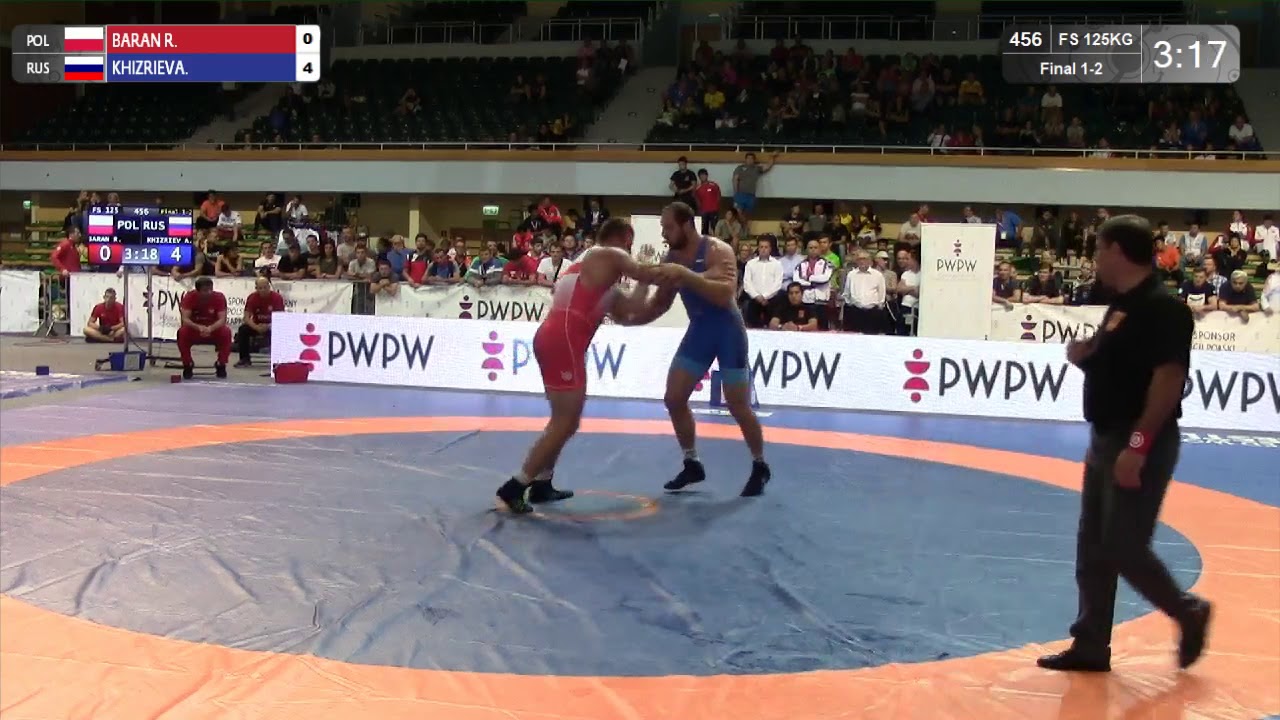 GOLD FS - 125 kg: R. BARAN (POL) v. A. KHIZRIEV (RUS)