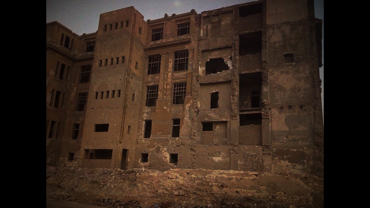 #فيديو #مشرحه #حلوان
 شاب اتلبس امام الكاميرا ممنوع دخول اصحاب القلوب الضعيفه +18