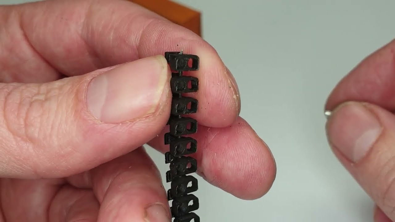 Magneetkoppelingen instaleren op nieuwe Fleischmann wagon zonder NEM