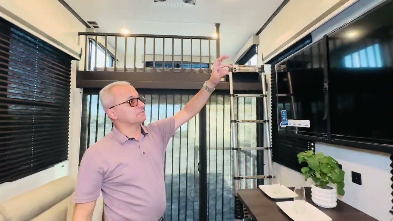 Explore the 2025 Crossroads RV Cruiser Aire 25MLP: Your Perfect Tiny Home!