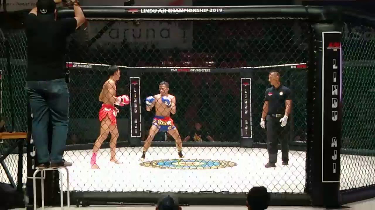 Dwi Soekarno vs Ronal Siahaan kick boxing Lindu aji Champions Semarang