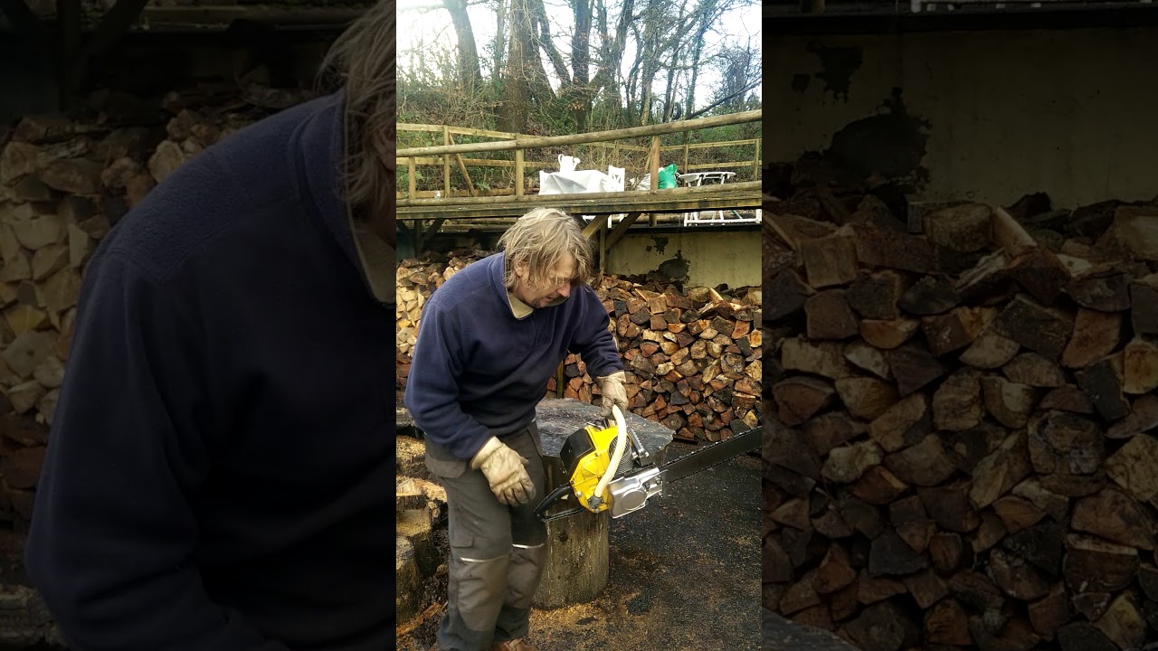 Partner R12 90cc Vintage Swedish MONSTER Chainsaw. Starting and running and overview.