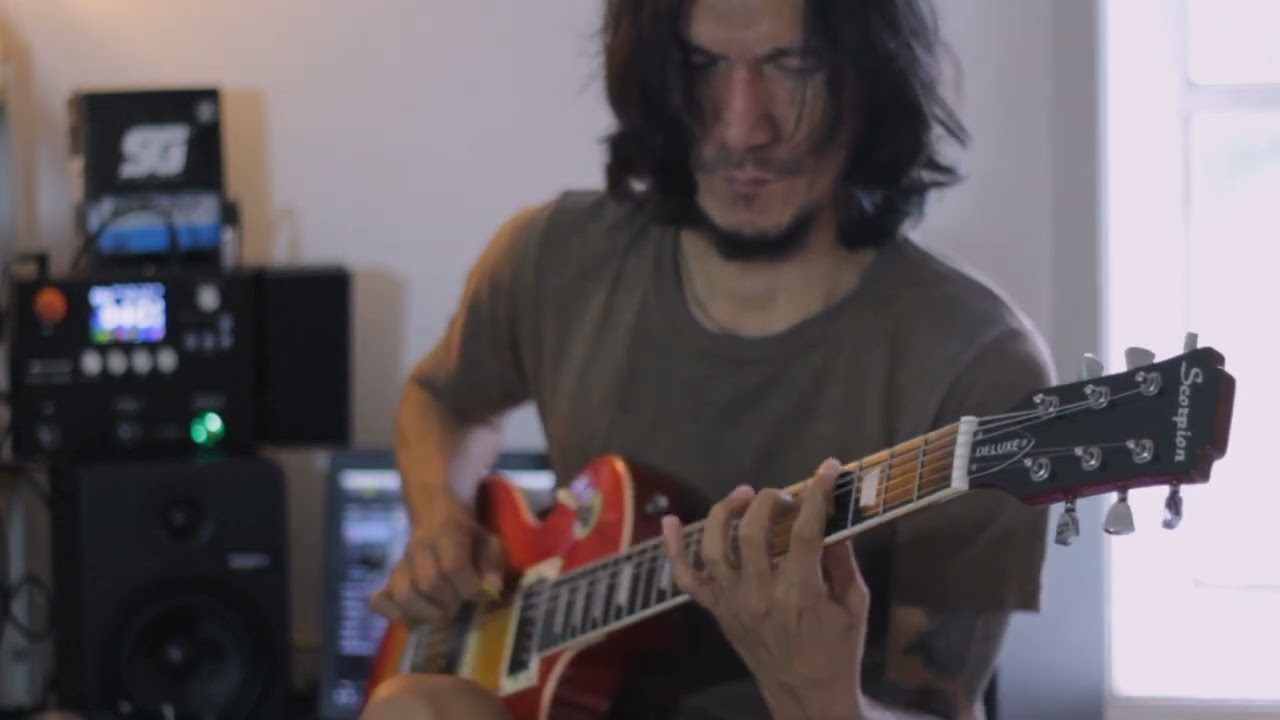 Scorpion Les Paul LP-610 & NUX MG-400