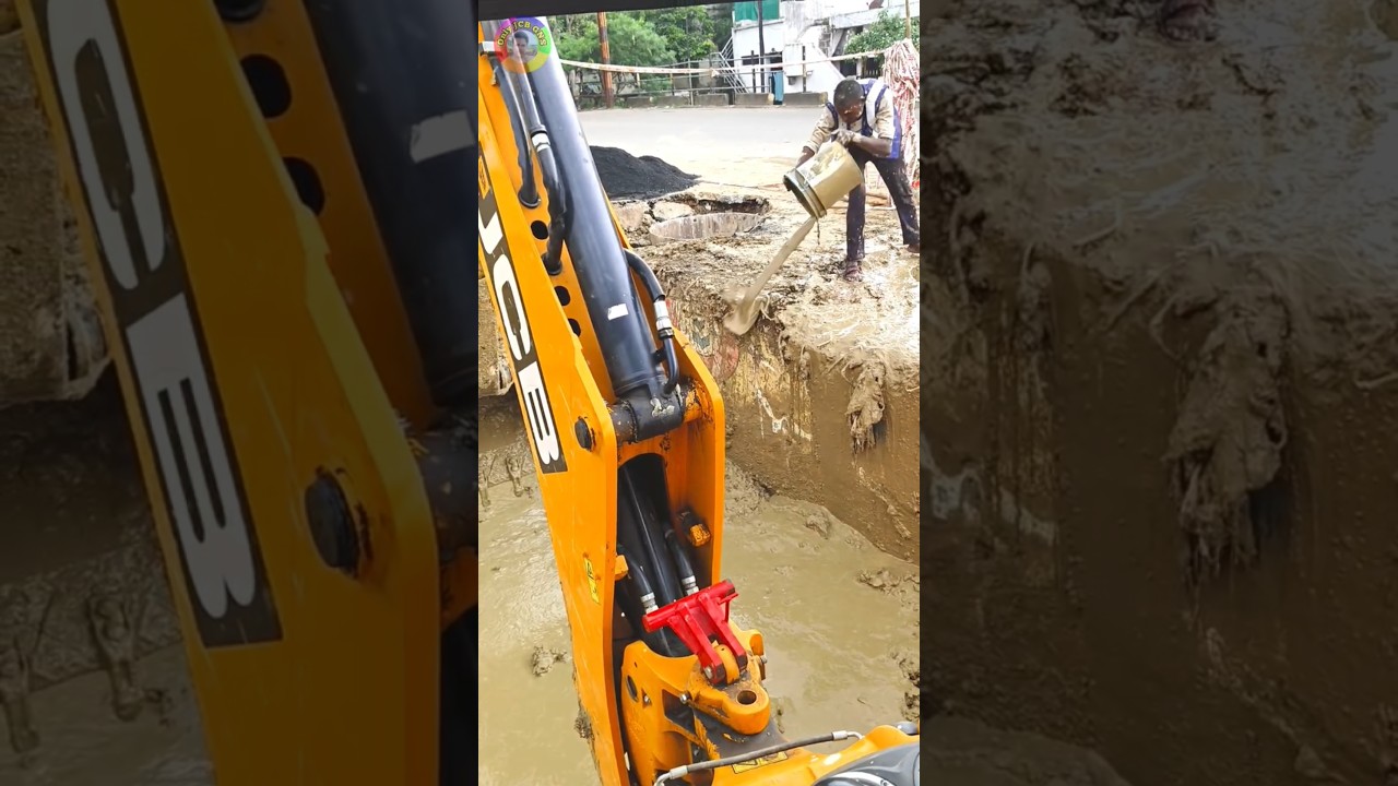 JCB machine Laborer did Hard Work Near jcb video😱#excavator#jcbbaba #jcb #hard #work #video #shorts