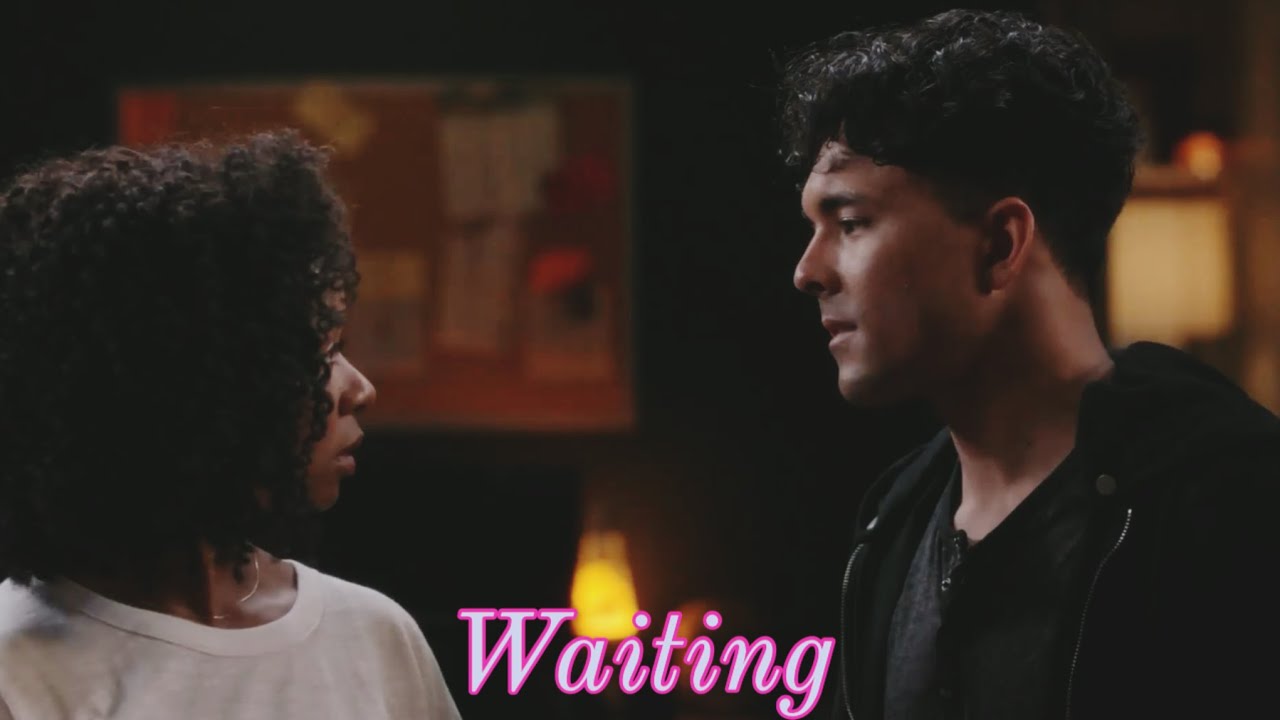 Lucas & Simone || Waiting