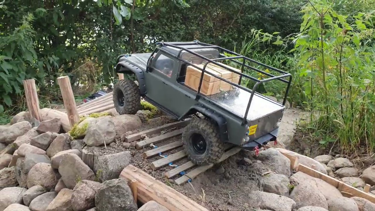 Rc Crawler und Scaler Tour auf der Haus eigenen Strecke.
