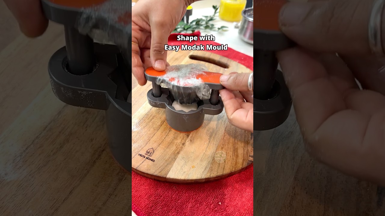 How to Make Modak with Mould | Ukadiche Modak in 20 Sec #shorts
