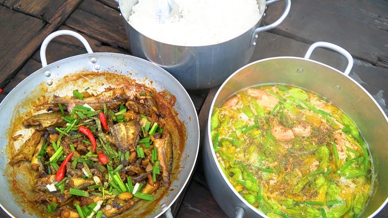 Thơm Ngát Nồi Canh Bông Bí Vàng, Sạch Nồi Cơm Với Chảo Cá Đồng Kho Tiêu | Nét Quê #280