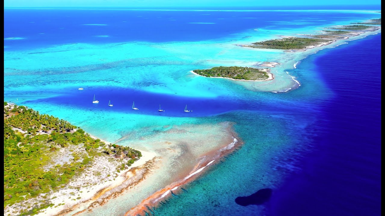 Lagoon450s Idefix in Toau Atoll, tuamotu, french polynesia