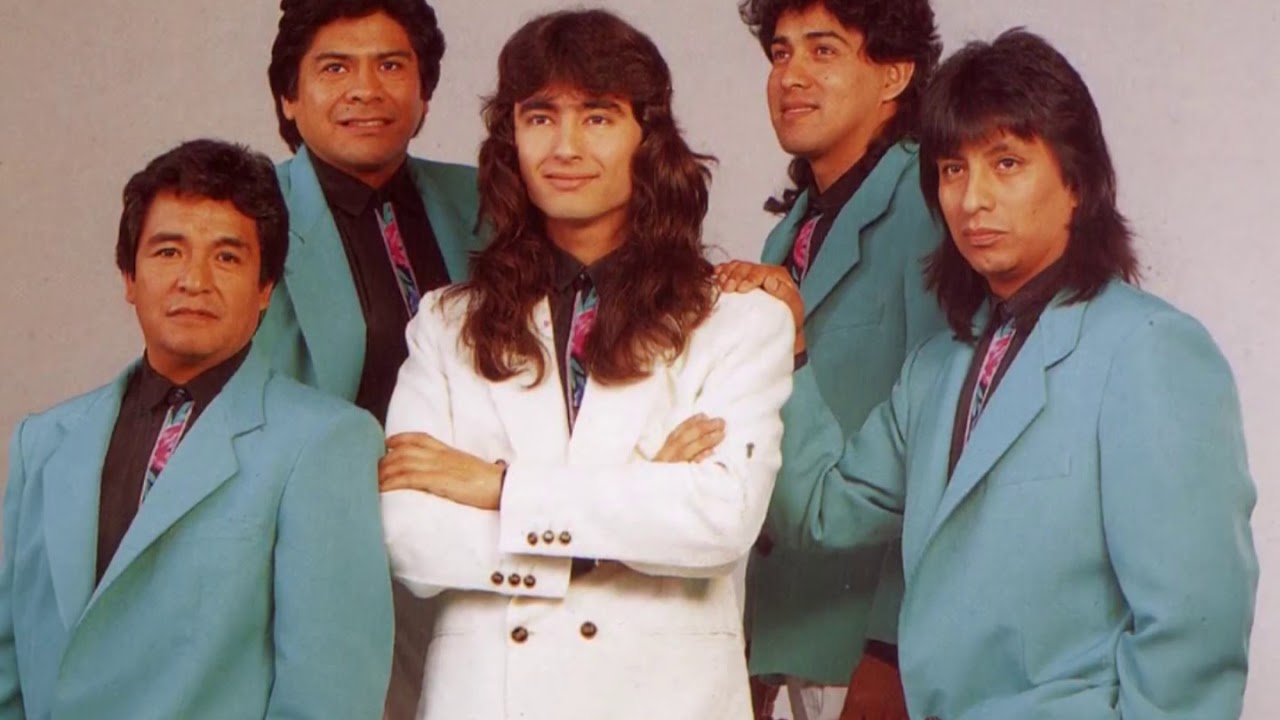 Grupo Sombras los mejores enganchados en vivo con la voz de Daniel Agostini