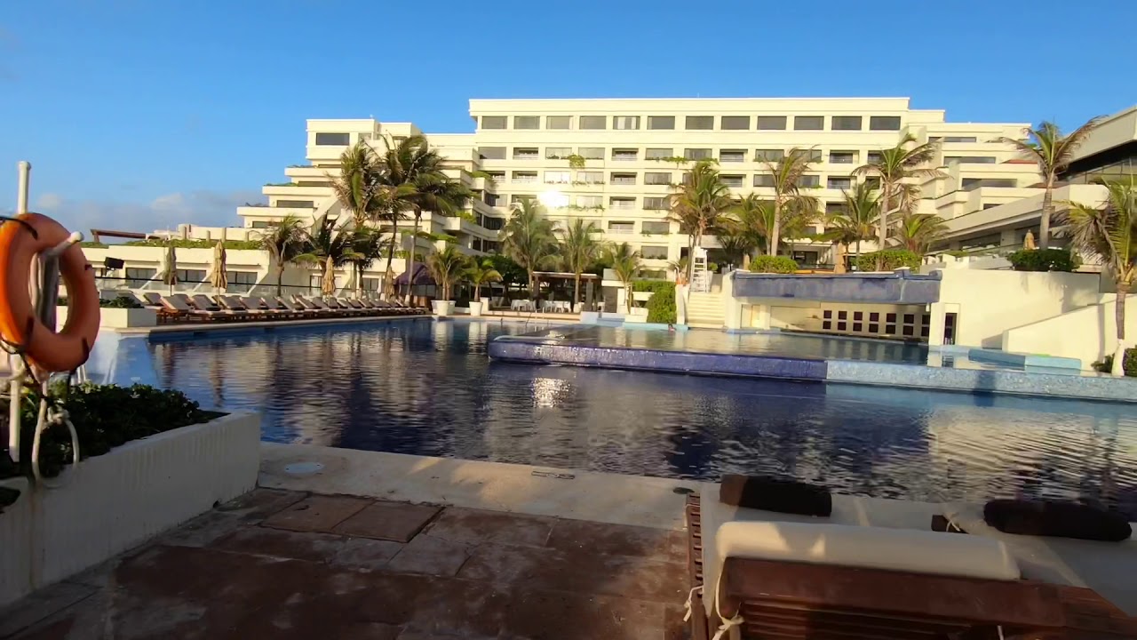 Now Emerald Cancun Resort