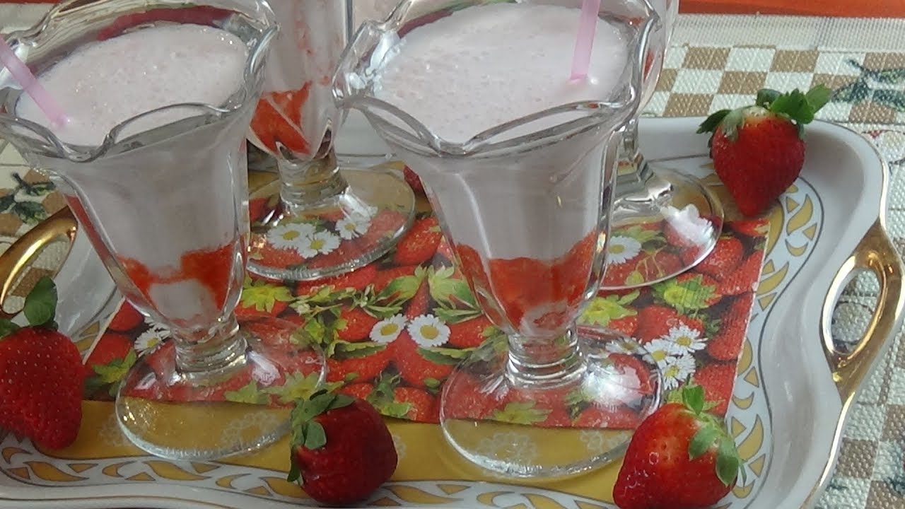 عصير منعش و صحي بالفراولة و الحليب يحضر في 5 دقائق/Smouthie à la fraise prêt en 5mn