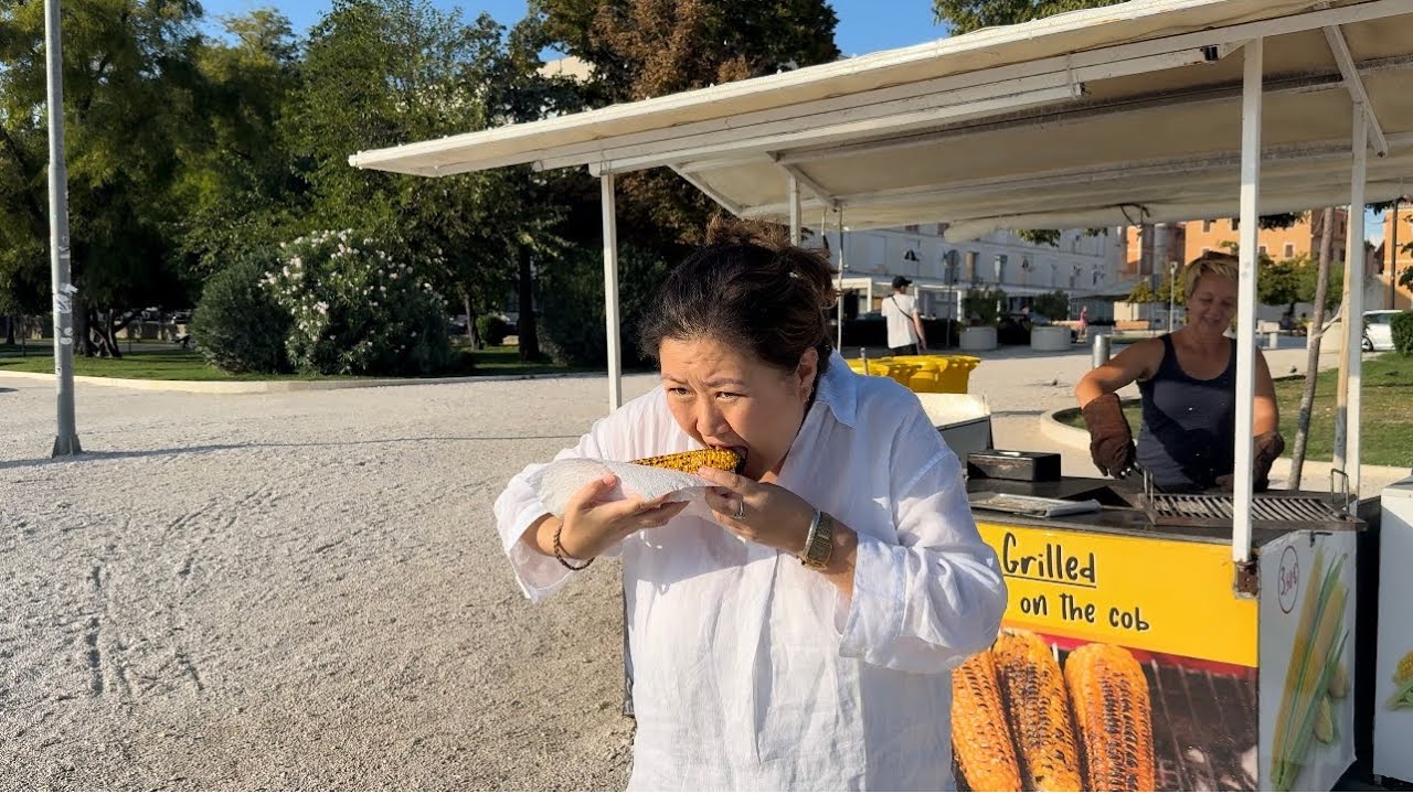 Night view / best 🌽 grill corn in Zadar / Croatia 🇭🇷 