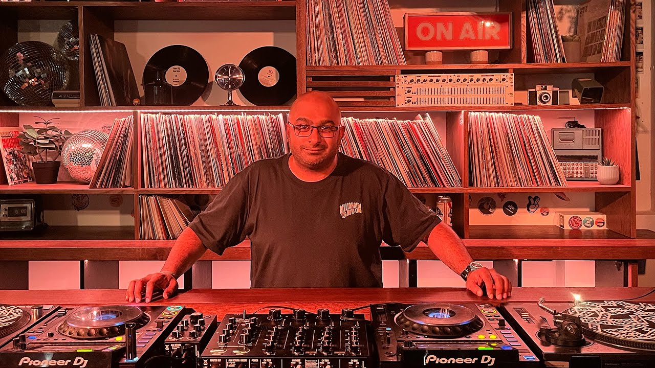 Belly B  |  Radio 1001  |  Soulful House and Garage Mix  |  30.11.23