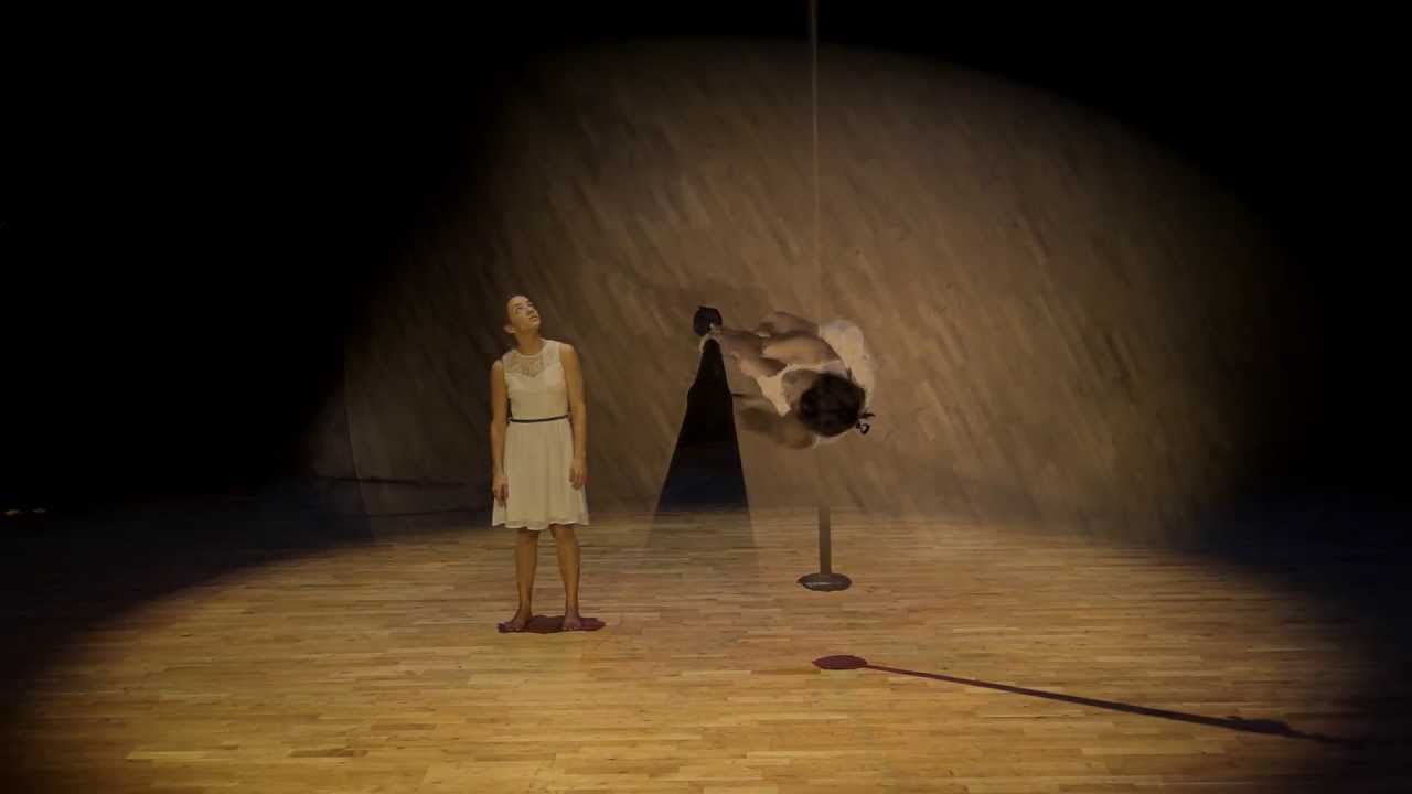 Mat pendulaire Apesar (Swinging pole)