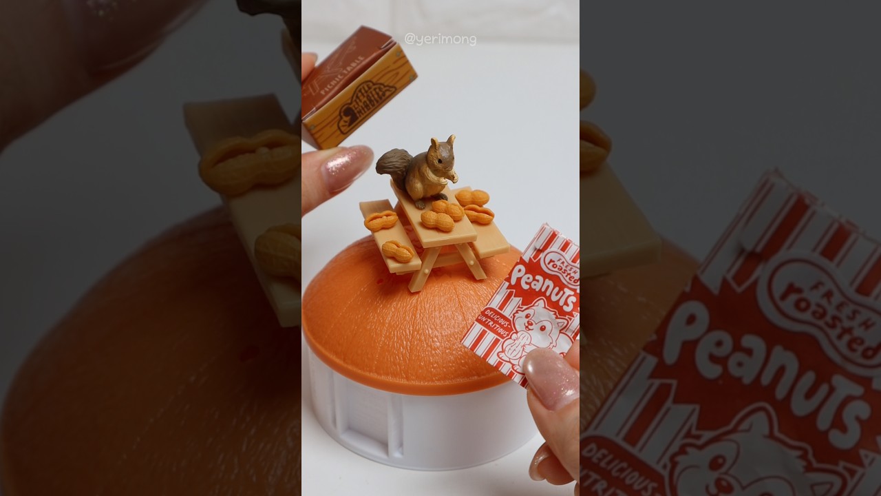 Satisfying Miniature: Miniverse Series 2 & Tiny Squirrel&rsquo;s Peanut Picnic ASMR (No talking)