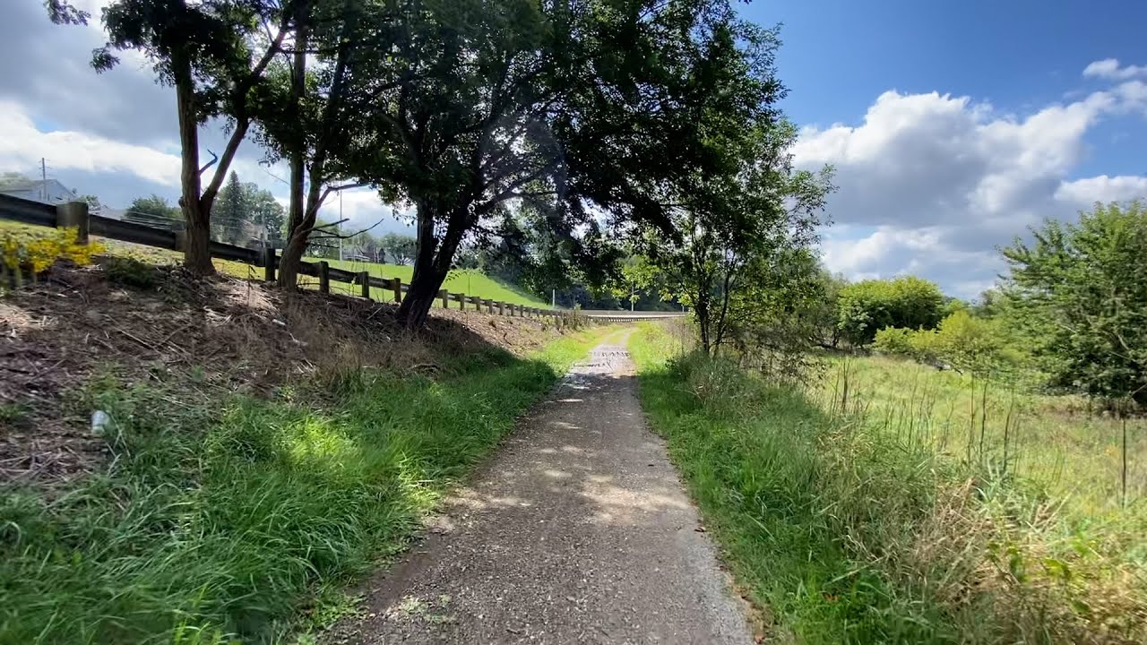 Riding the South end of the Towpath Trail