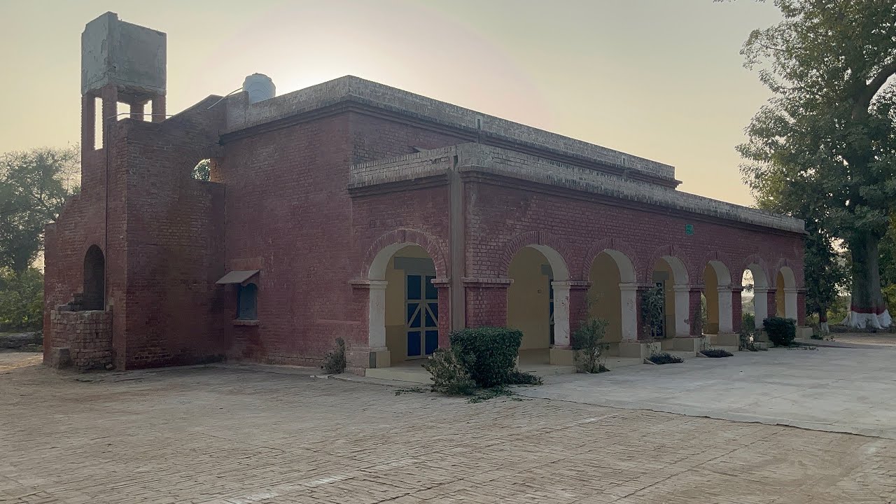 BANGLA QUTEB PUR TEHSEEL DUNIYA PUR ZILA LODHRA PUNJAB PAKISTAN 