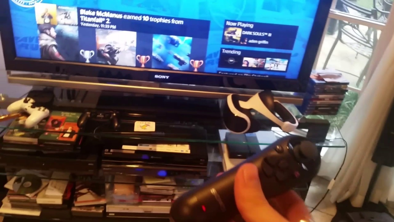 NAVIGATION CONTROLLERS AND PSVR