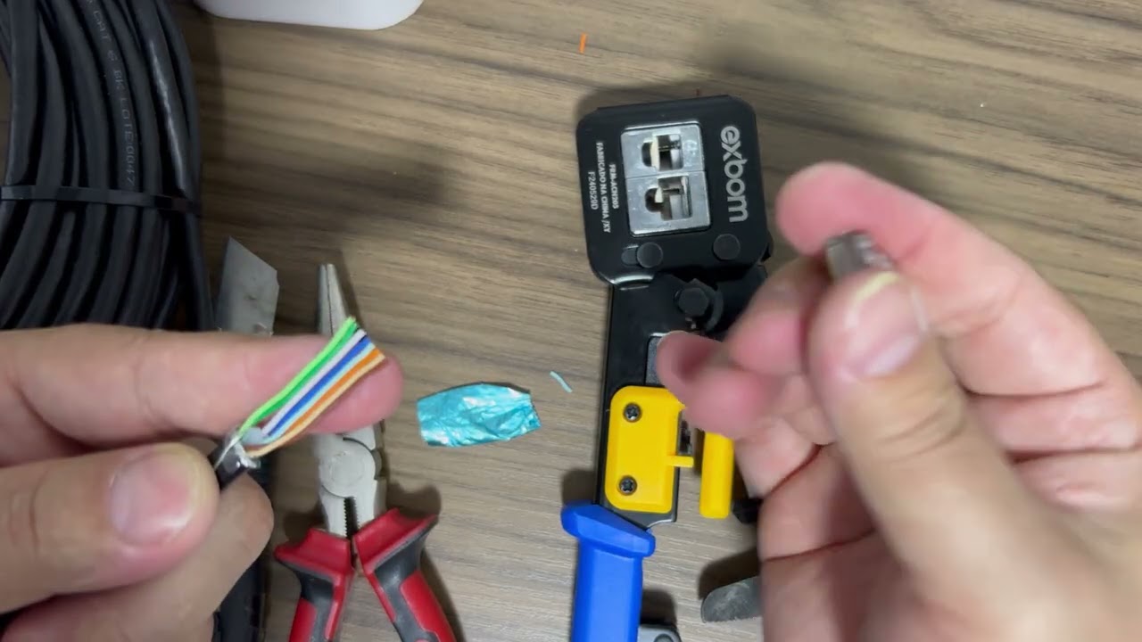Como Crimpar Cabo de Rede Cat6 Blindado com Conector EzCrimp Crimpa Fácil Pass Crimp