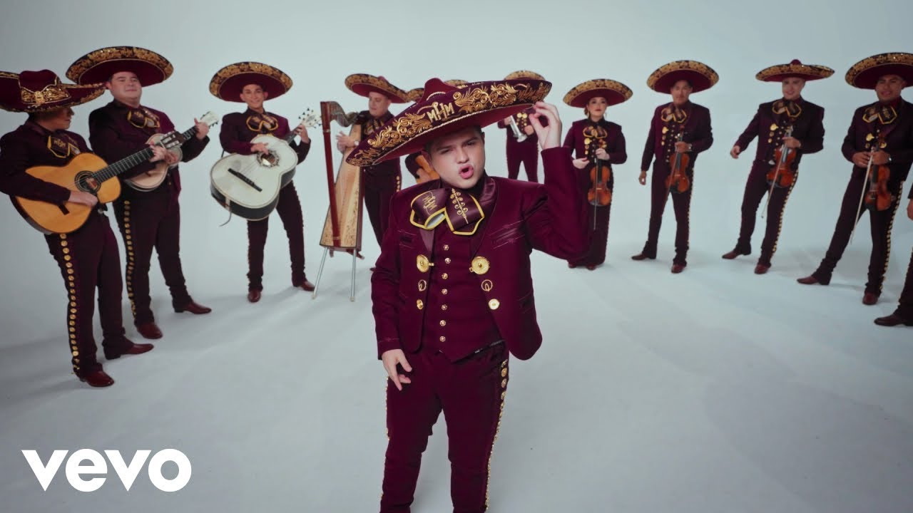 Mariachi Herencia de México - El Gavilán (Video Oficial)