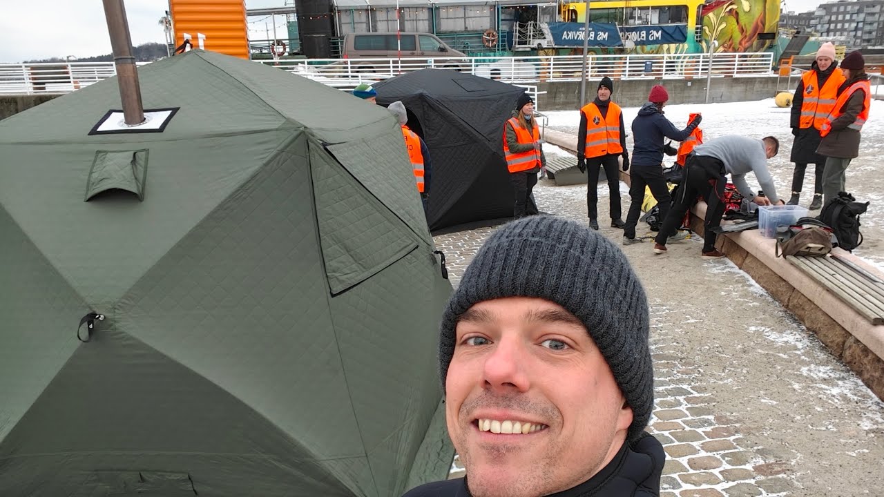 Cleaning up the #Oslo #fjord around the opera with @fjordcleanup5177 