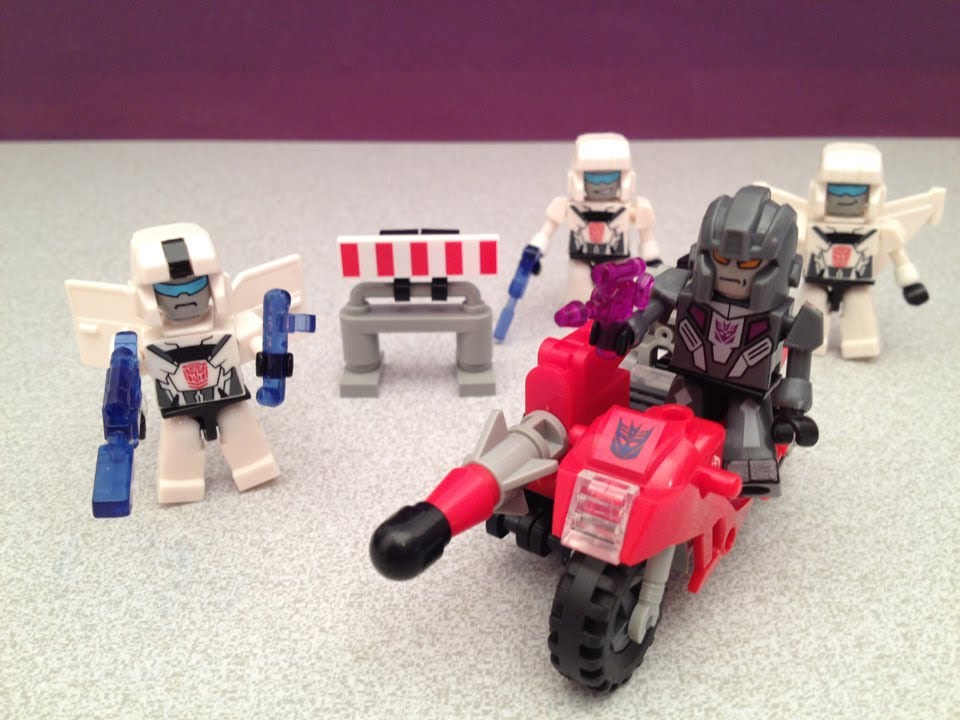 TRANSFORMERS KRE-O CYCLE CHASE - BARRICADE AND AUTOTROOPER KREONS VIDEO REVIEW
