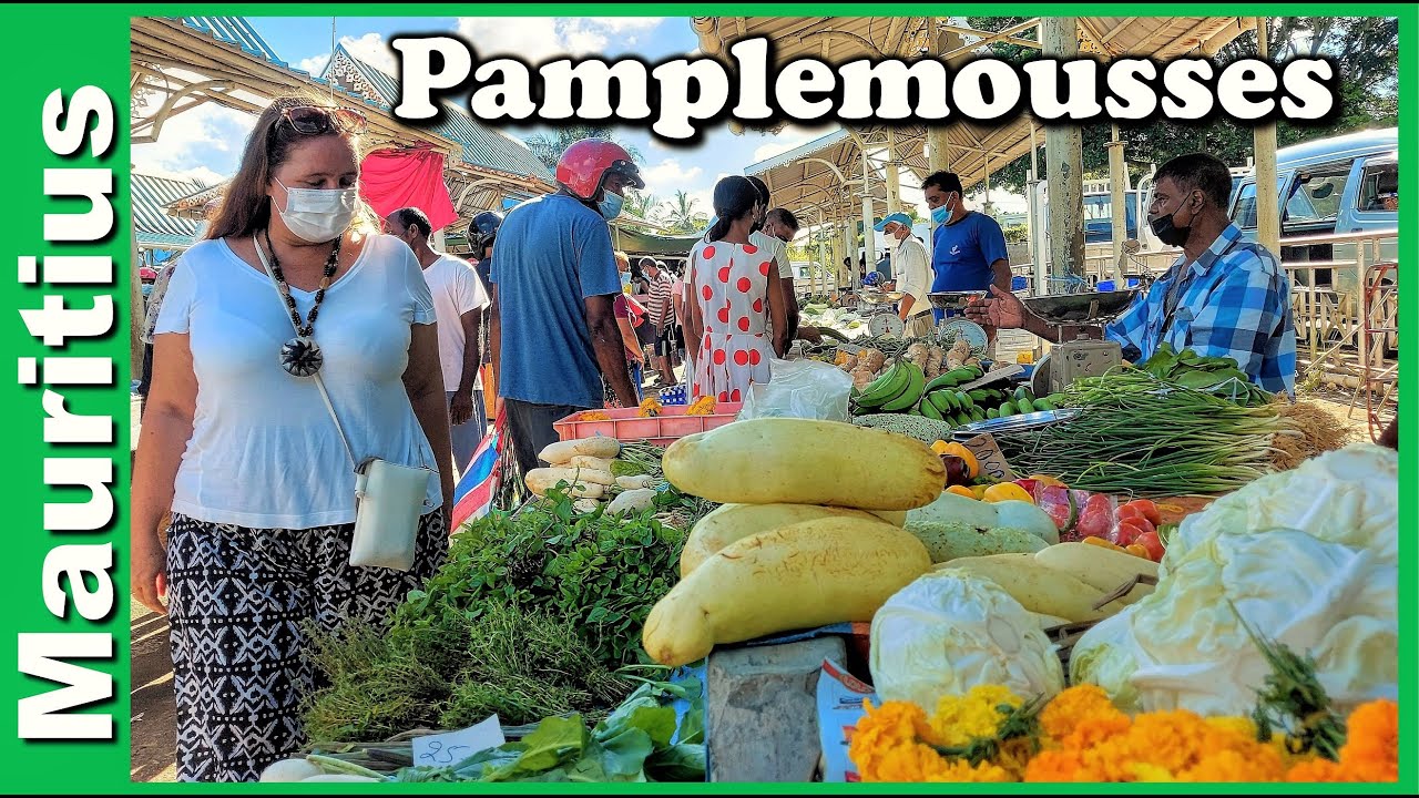 Fruit and vegetable market - Pamplemousses, Mauritius