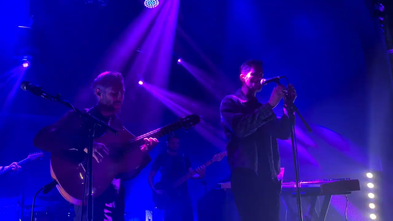 Paco Versailles – Deal with Love (live, Les Etoiles, Paris 2025)
