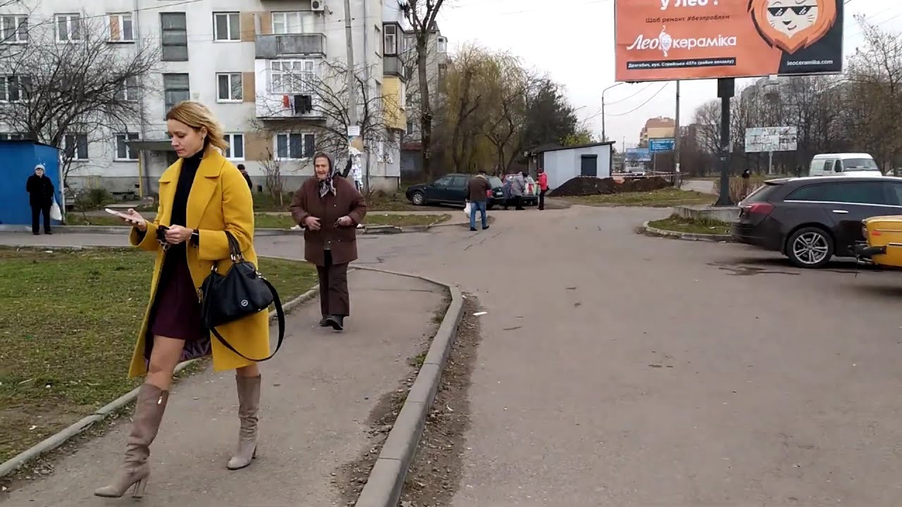 Дрогобич 2021: вулиця Володииира Великого від залізничного вокзалу до церкви Успіння Богородиці
