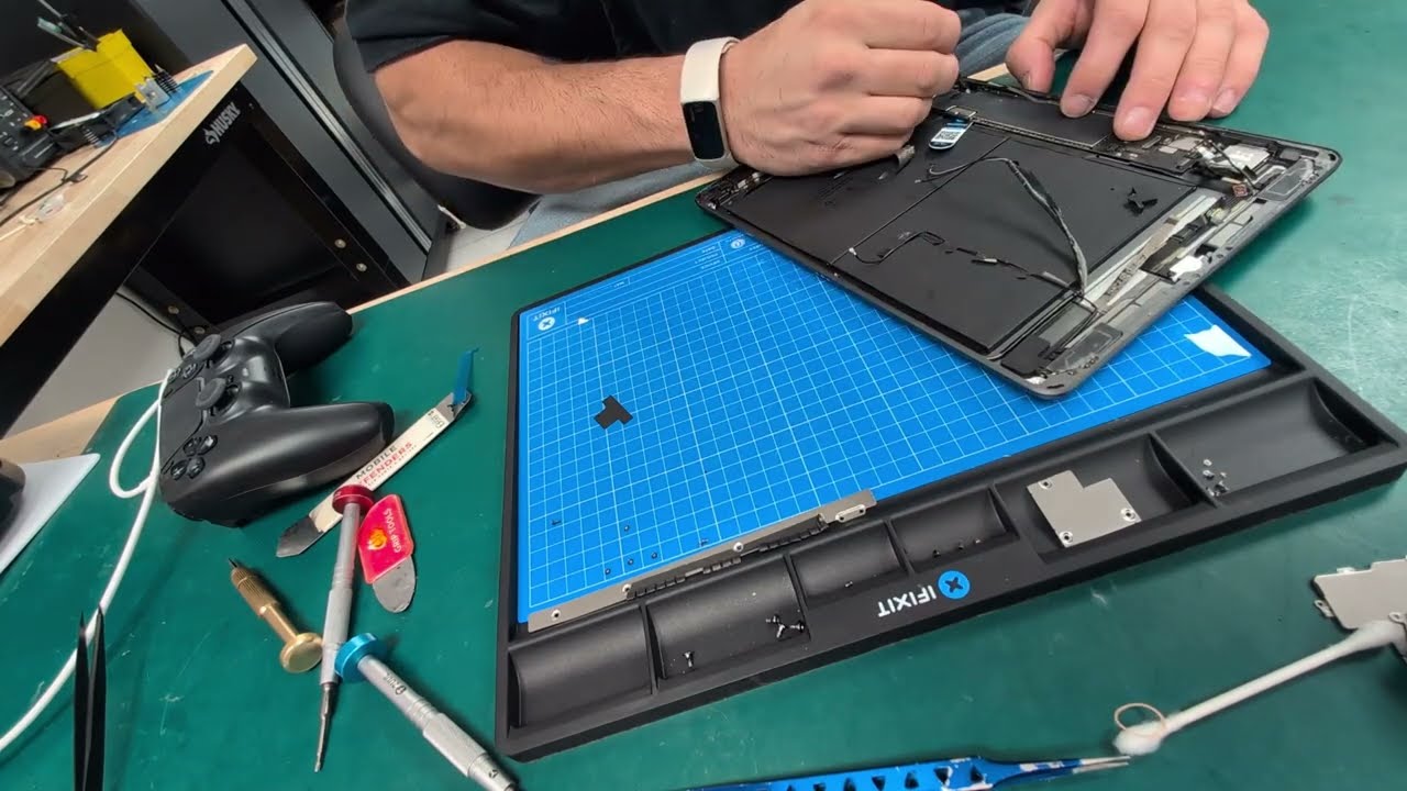 iPad 7th, 8th, and 9th Gen Charging Port Replacement - Teardown, Microsoldering, and Reassembly