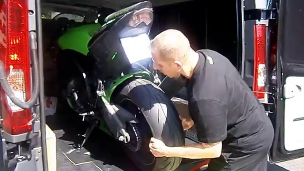 moto dans trafic