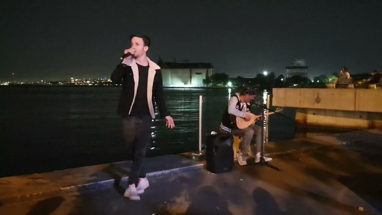 cihan aymaz Elfida  kadiköy iskelesi