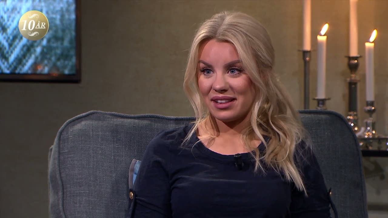 Youtube-stjärnan Therése Lindgren trodde hon skulle dö - Malou Efter tio (TV4)